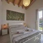 Villa Batik - Immobiliare Azzurra Bardolino